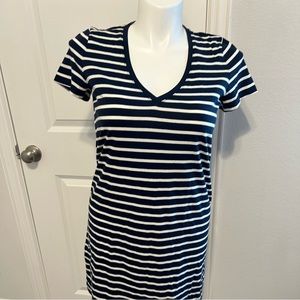 Madewell Womens T Shirt Dress Northside Vintage V-Neck Navy Stripe, Size Medium.
